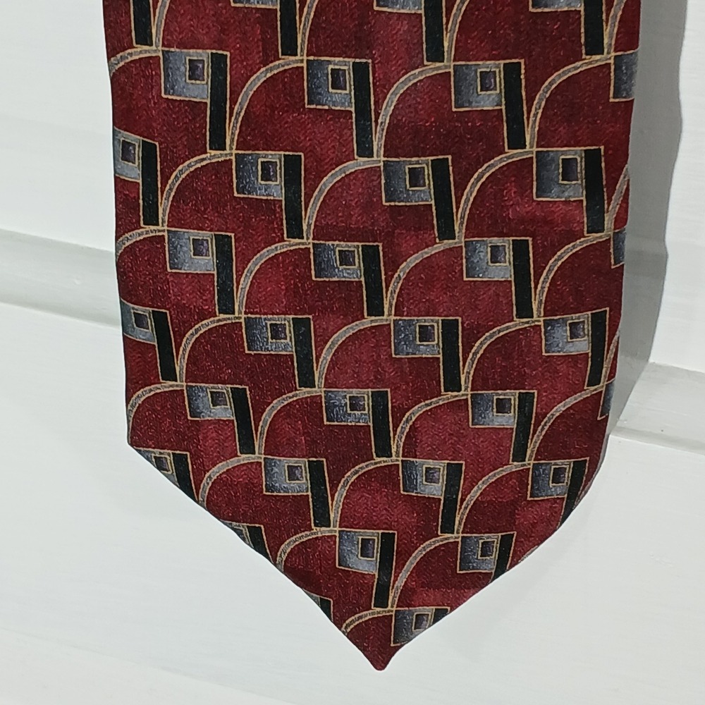 Zanzara Burgundy Silk Necktie Geometric Modernist‎ Style
